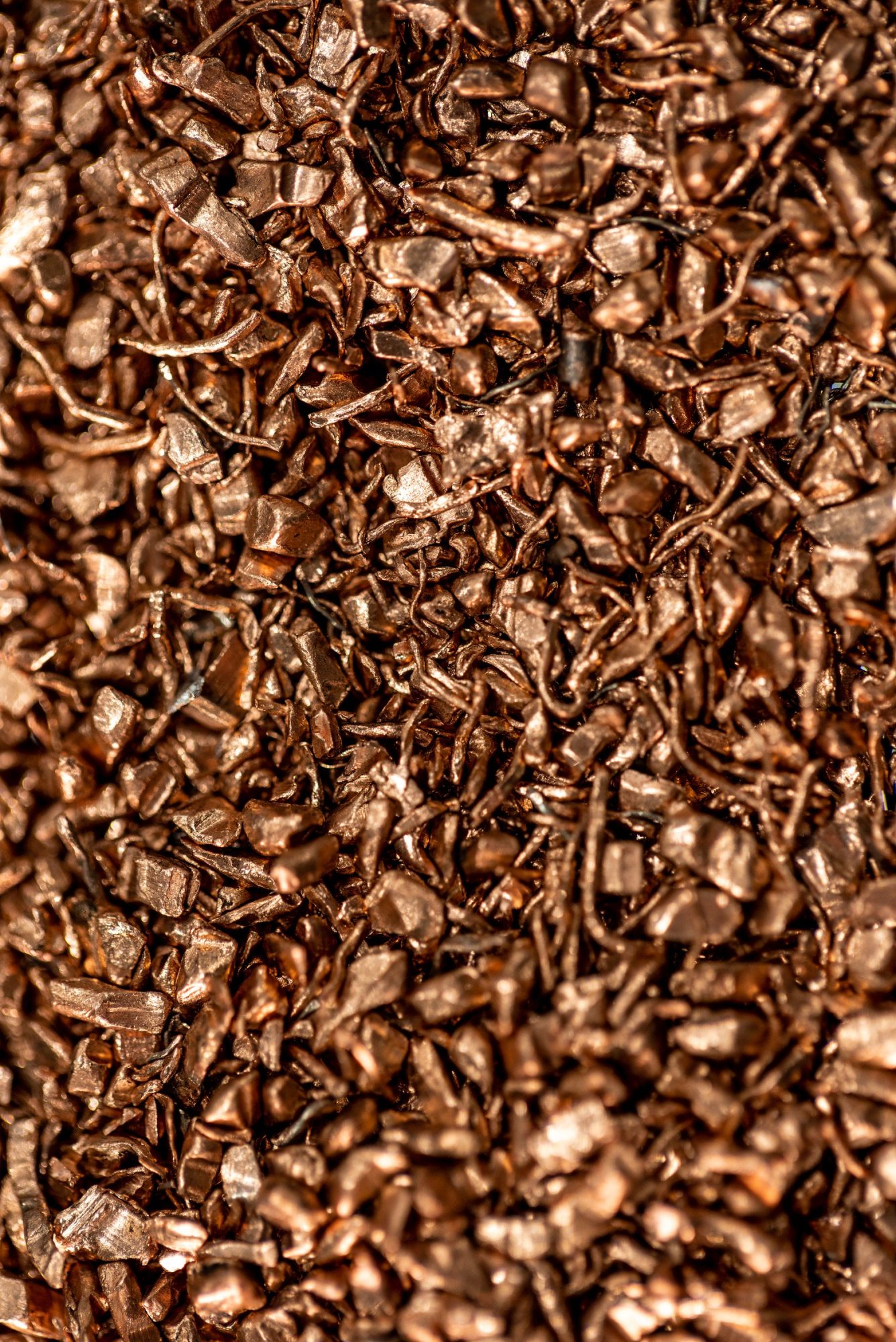 куча медного лома